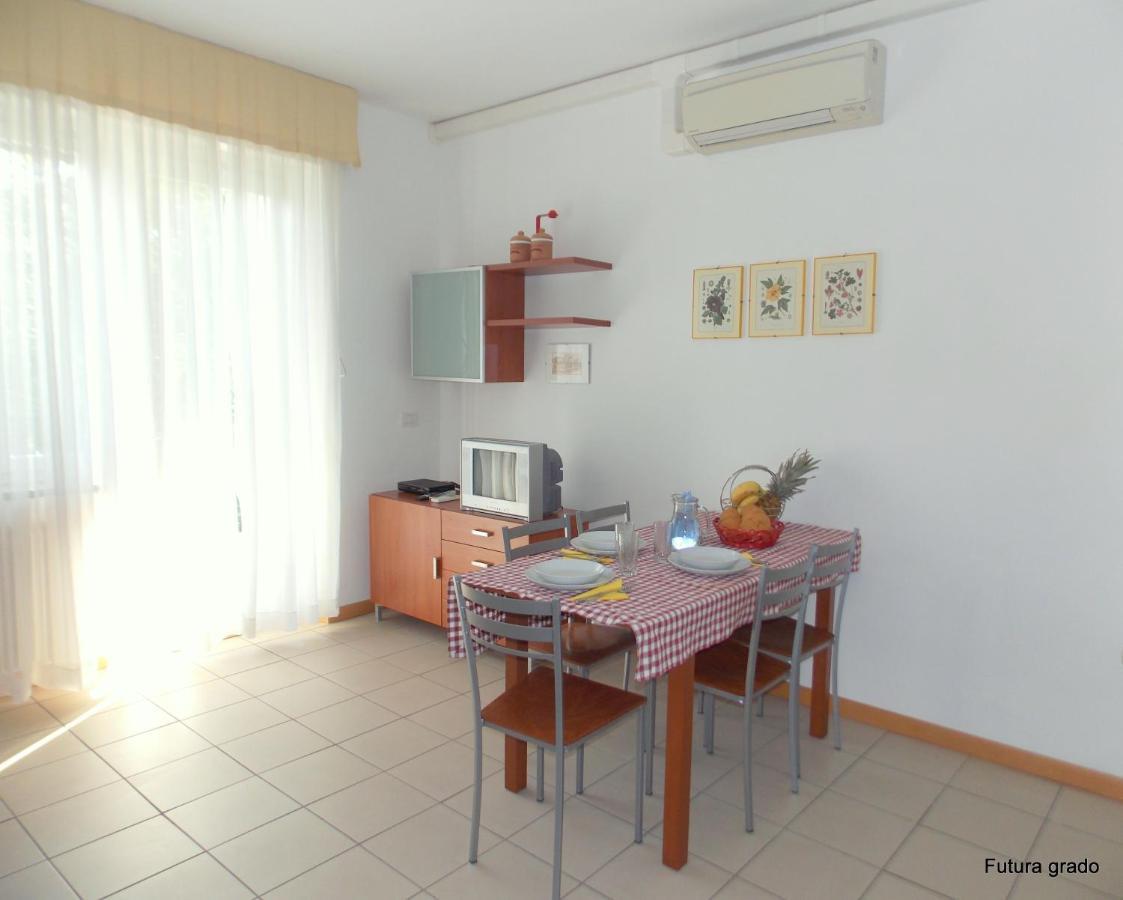 Villa Verdi Apartments Градо Экстерьер фото