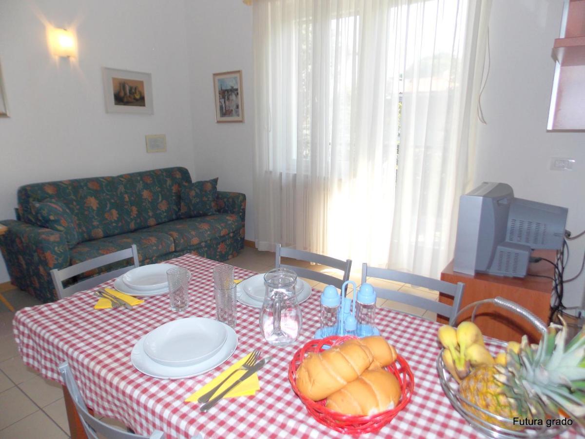 Villa Verdi Apartments Градо Экстерьер фото